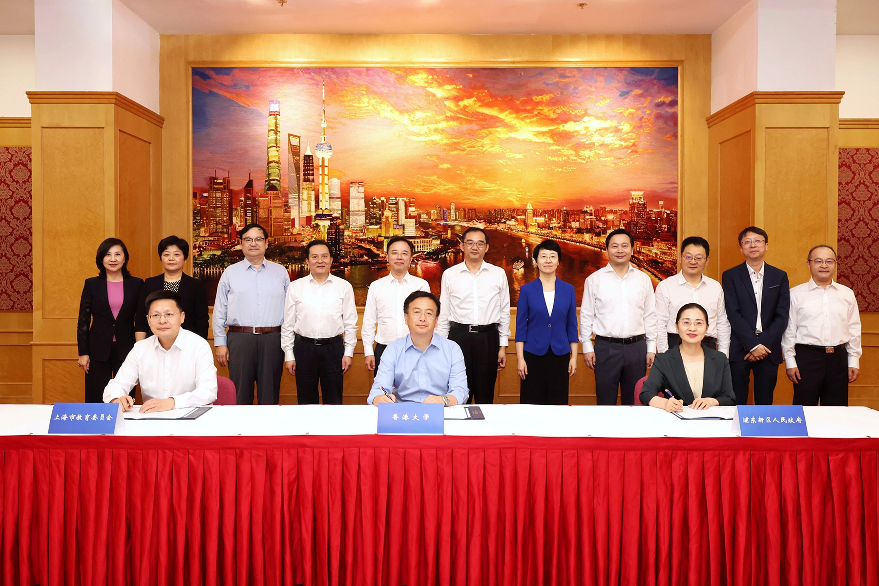 HKU signs MOU with Shanghai Municipal Government for New HKU-CDS Shanghai Campus (Zhangjiang Hi-Tech Park)